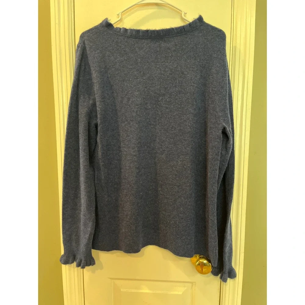 Sundance Blue Ruffle Neck Button Front Knit Sweater Large‎ Long Sleeve Soft